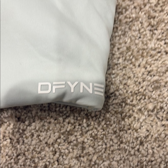 DFYNE Women's Soft Gray Plunge Bralette - Picture 2 of 3